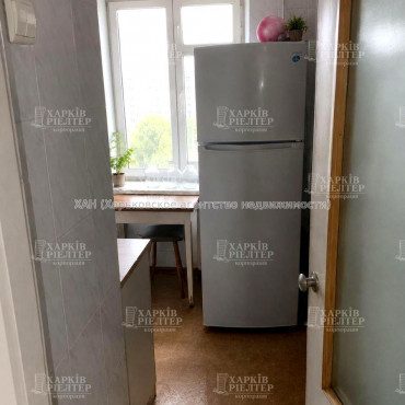 Продам квартиру, 23 Августа ул. , 44 , 3 кім., 56 м², советский ремонт 