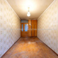 Продам квартиру, 23 Августа ул. , 70 , 3 кім., 56 м², косметический ремонт 