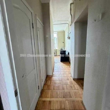 Продам квартиру, Мироносицкая ул. , 2 кім., 55 м², капитальный ремонт 