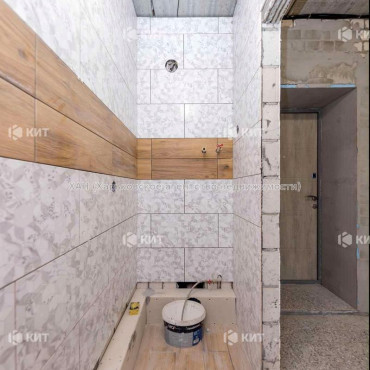 Продам квартиру, Веселая ул. , 1 кім., 18 м², частичный ремонт 