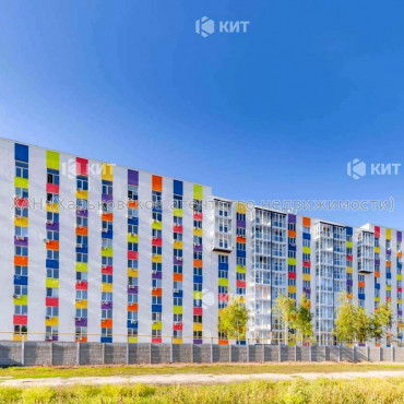 Продам квартиру, Веселая ул. , 1 кім., 18 м², частичный ремонт 