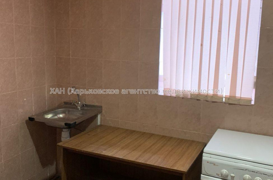 Продам квартиру, Конторская ул. , 3 кім., 76 м², без ремонта 