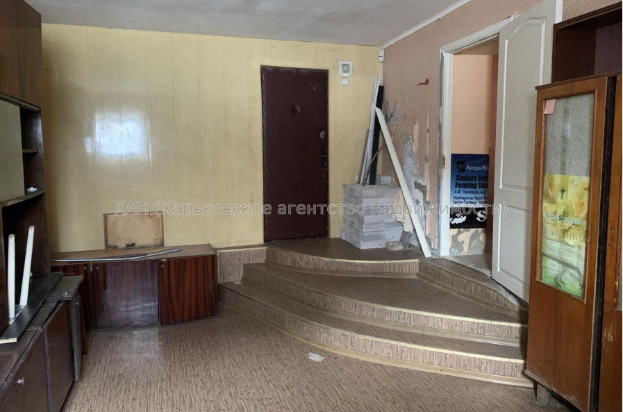 Продам квартиру, Конторская ул. , 3 кім., 76 м², без ремонта 