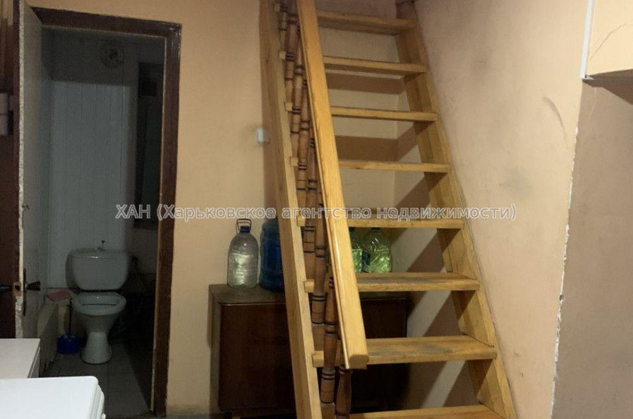 Продам квартиру, Конторская ул. , 3 кім., 76 м², без ремонта 