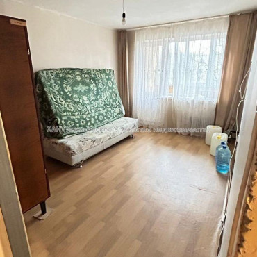 Продам квартиру, 2  ком., 48.50 м², частичный ремонт 
