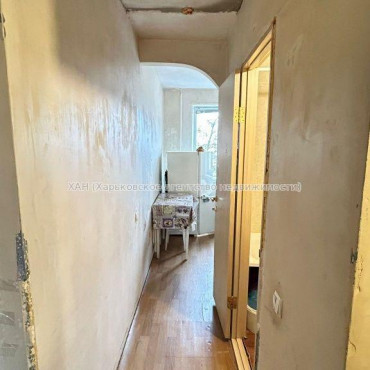 Продам квартиру, 2  ком., 48.50 м², частичный ремонт 