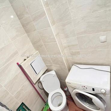Продам квартиру, 2  ком., 48.50 м², частичный ремонт 