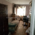 Продам квартиру, 23 Августа ул. , 3 кім., 56 м², советский ремонт 