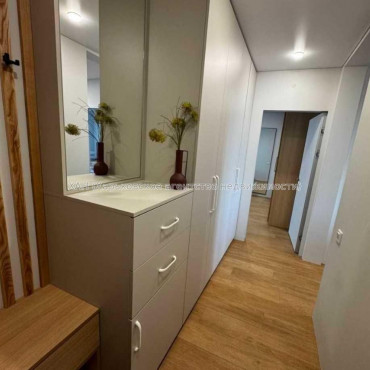 Продам квартиру, Кушнарева ул. , 2 кім., 78 м², авторский дизайн 