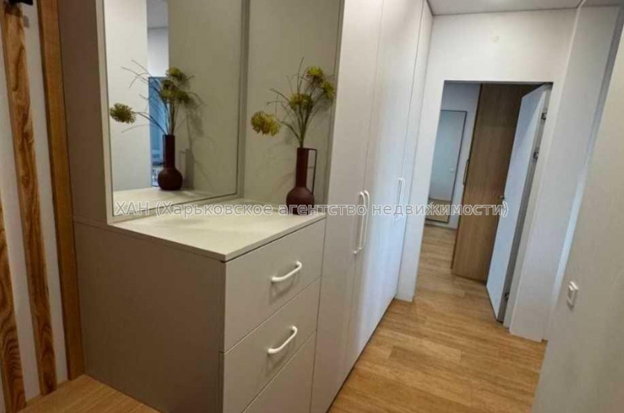 Продам квартиру, Кушнарева ул. , 2 кім., 78 м², авторский дизайн 