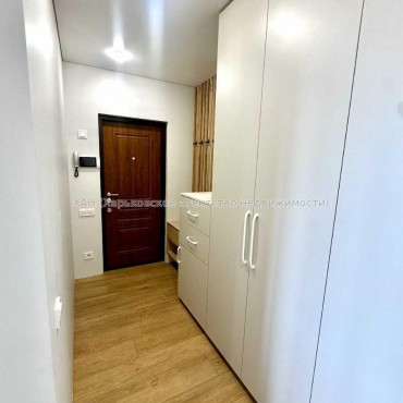 Продам квартиру, Кушнарева ул. , 2 кім., 78 м², авторский дизайн 