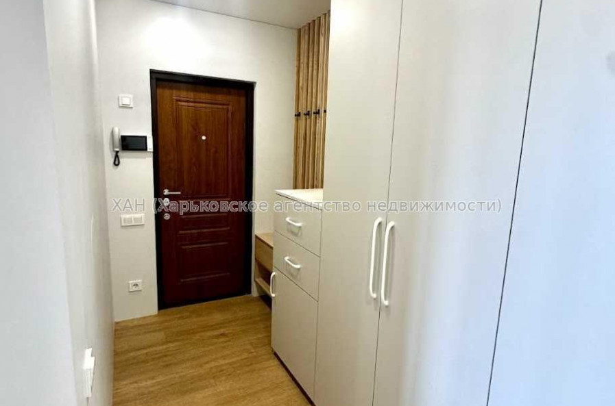 Продам квартиру, Кушнарева ул. , 2 кім., 78 м², авторский дизайн 