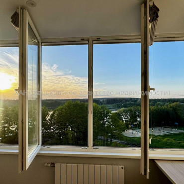 Продам квартиру, Кушнарева ул. , 2 кім., 78 м², авторский дизайн 