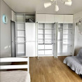Продам квартиру, Кушнарева ул. , 2 кім., 78 м², авторский дизайн 