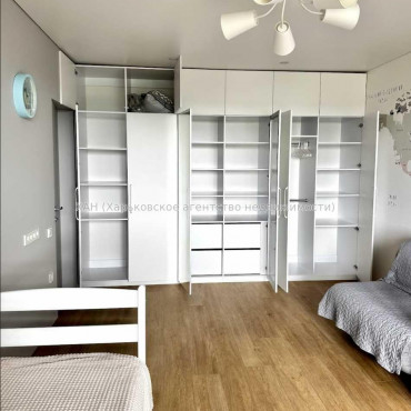 Продам квартиру, Кушнарева ул. , 2 кім., 78 м², авторский дизайн 