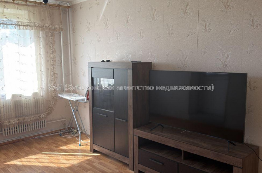 Продам квартиру, Большая Кольцевая ул. , 2 кім., 51 м², косметический ремонт 