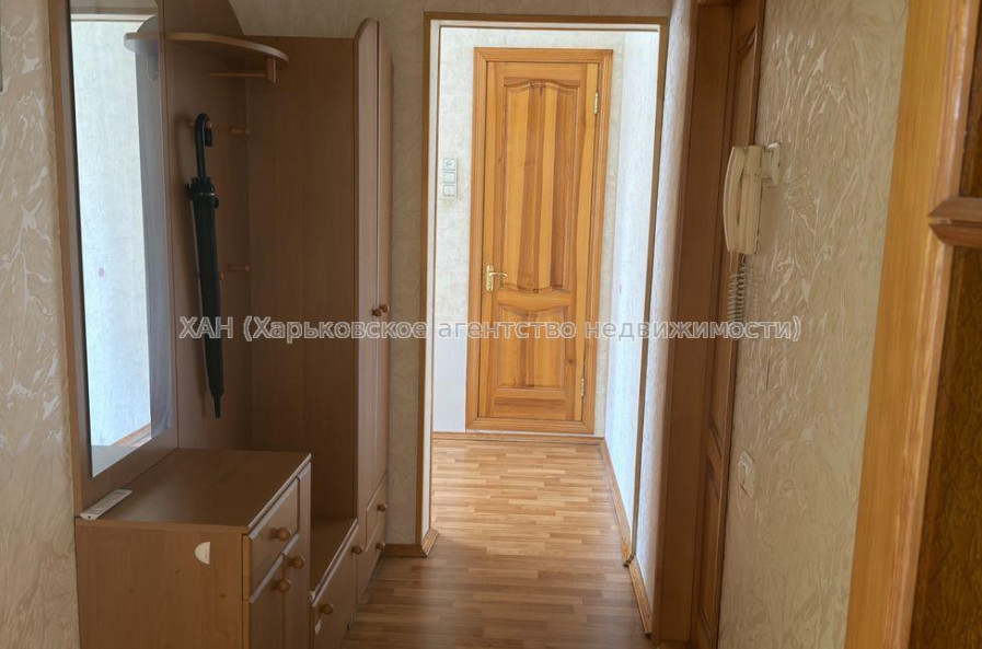 Продам квартиру, Большая Кольцевая ул. , 2 кім., 51 м², косметический ремонт 