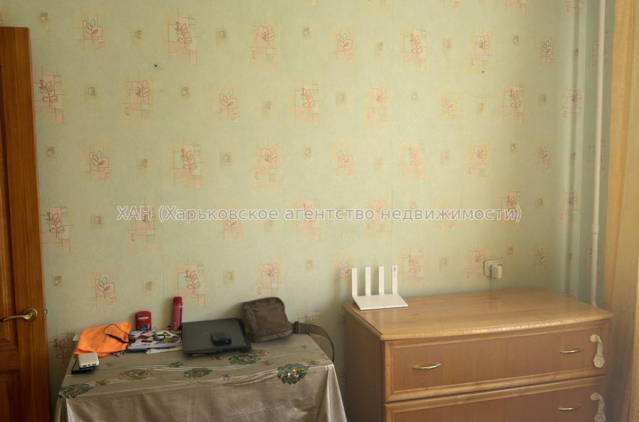 Продам квартиру, Большая Кольцевая ул. , 2 кім., 51 м², косметический ремонт 