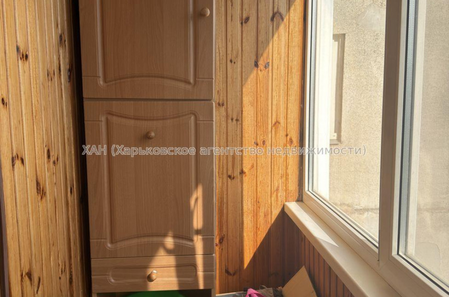 Продам квартиру, Большая Кольцевая ул. , 2 кім., 51 м², косметический ремонт 