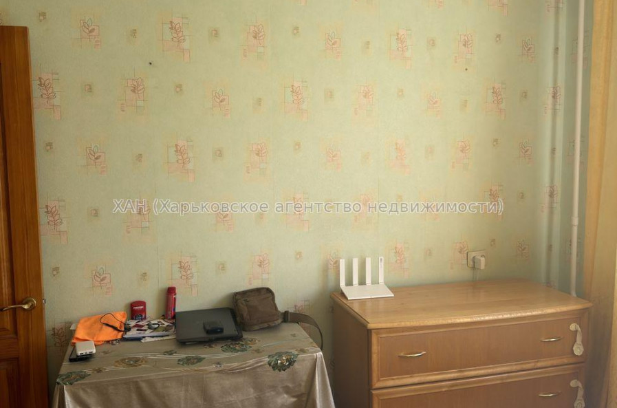 Продам квартиру, Большая Кольцевая ул. , 2 кім., 51 м², косметический ремонт 