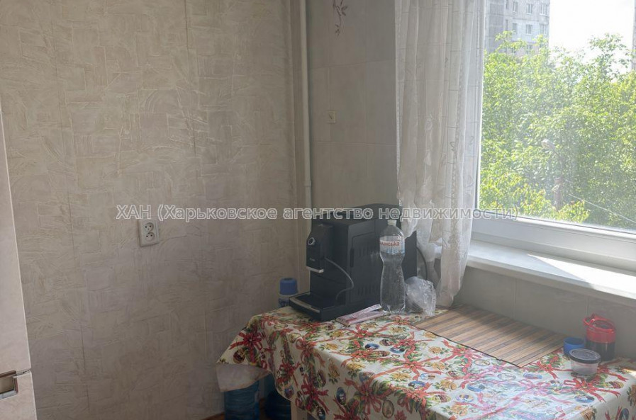 Продам квартиру, Большая Кольцевая ул. , 2 кім., 51 м², косметический ремонт 
