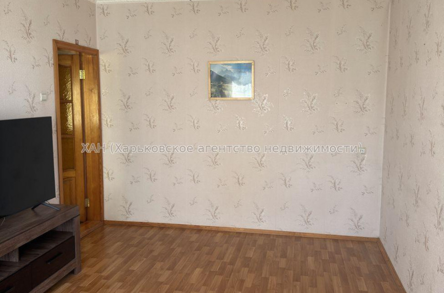 Продам квартиру, Большая Кольцевая ул. , 2 кім., 51 м², косметический ремонт 