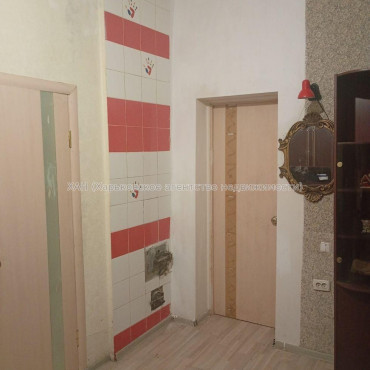 Продам квартиру, Большая Панасовская ул. , 2 кім., 40 м², косметический ремонт 