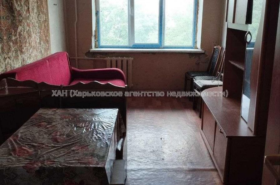 Продам квартиру, 23 Августа ул. , 1 кім., 21.80 м², советский ремонт 