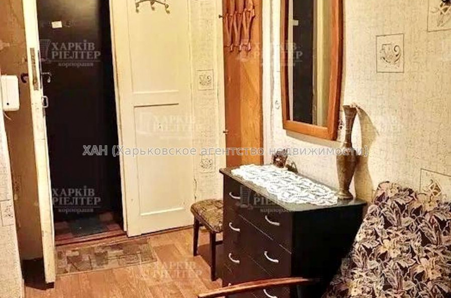 Продам квартиру, Конторская ул. , 3 кім., 57.20 м², косметический ремонт 