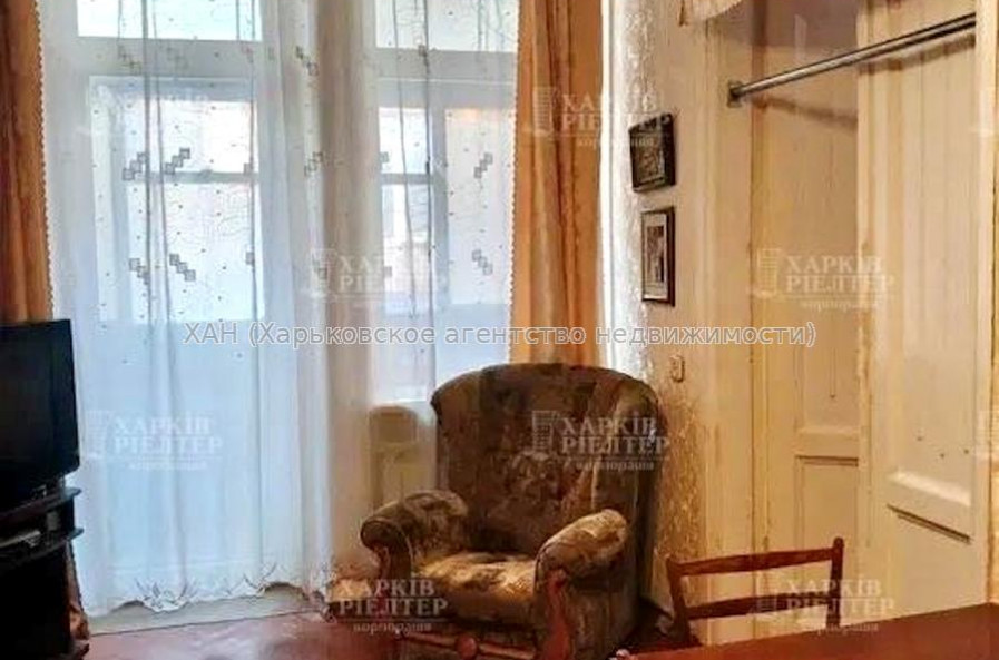 Продам квартиру, Конторская ул. , 3 кім., 57.20 м², косметический ремонт 