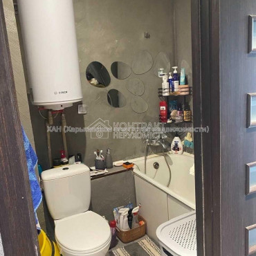 Продам квартиру, Жасминовый б-р , 12 , 2 кім., 43.60 м², косметический ремонт 