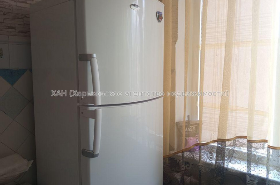 Продам квартиру, Каденюка ул. , 24А , 2 кім., 42 м², косметический ремонт 