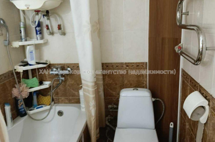 Продам квартиру, Всеволода Татькова ул. , 3 кім., 65 м², капитальный ремонт 