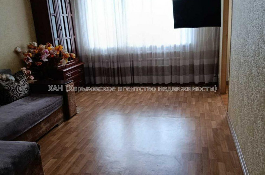 Продам квартиру, Всеволода Татькова ул. , 3 кім., 65 м², капитальный ремонт 