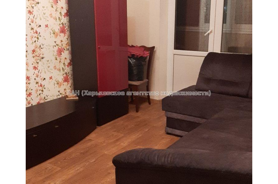 Продам квартиру, Юбилейный просп. , 1  ком., 33 м², капитальный ремонт 