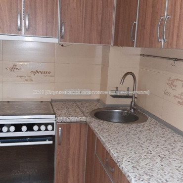 Продам квартиру, Юбилейный просп. , 1  ком., 33 м², капитальный ремонт 