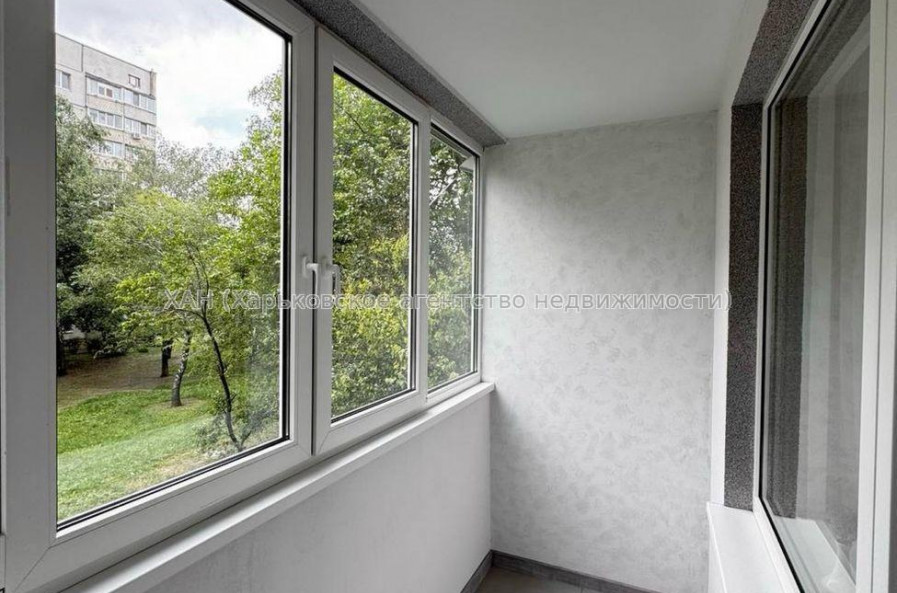 Продам квартиру, Каденюка ул. , 1  ком., 38 м², евроремонт 