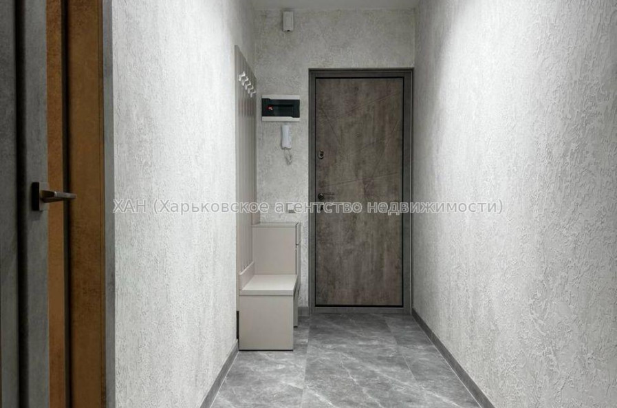 Продам квартиру, Каденюка ул. , 1  ком., 38 м², евроремонт 