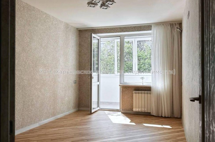 Продам квартиру, Каденюка ул. , 1  ком., 38 м², евроремонт 