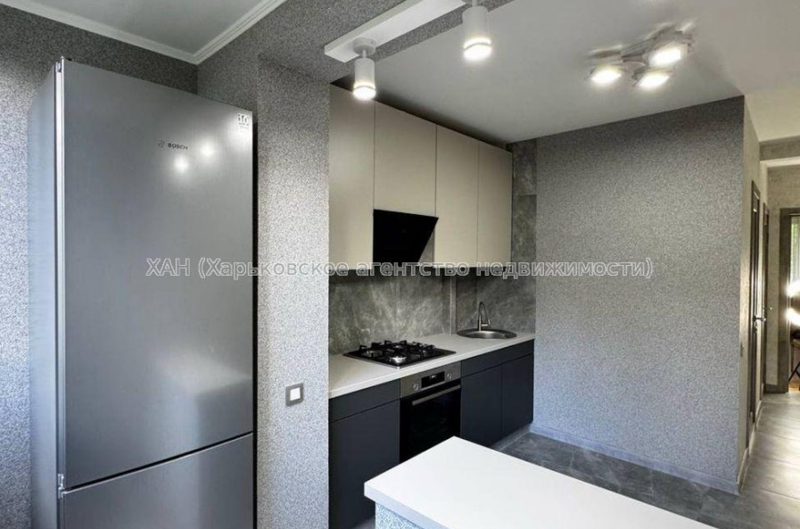 Продам квартиру, Каденюка ул. , 1  ком., 38 м², евроремонт 