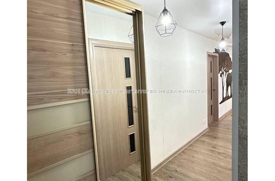 Продам квартиру, Салтовское шоссе , 3 кім., 65.70 м², евроремонт 