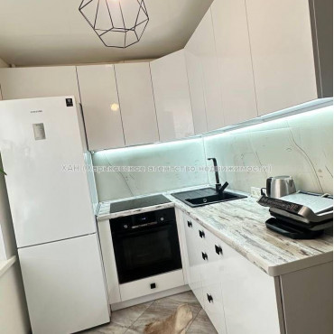 Продам квартиру, Салтовское шоссе , 3 кім., 65.70 м², евроремонт 