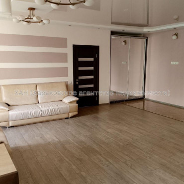 Продам квартиру, Александровский просп. , 1  ком., 71 м², евроремонт 