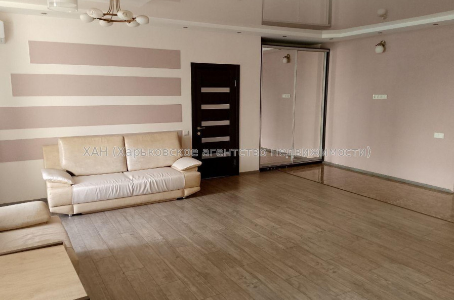 Продам квартиру, Александровский просп. , 1  ком., 71 м², евроремонт 
