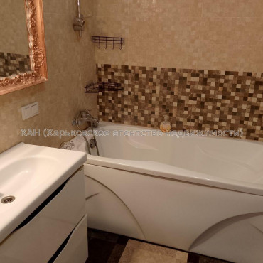 Продам квартиру, Александровский просп. , 1  ком., 71 м², евроремонт 