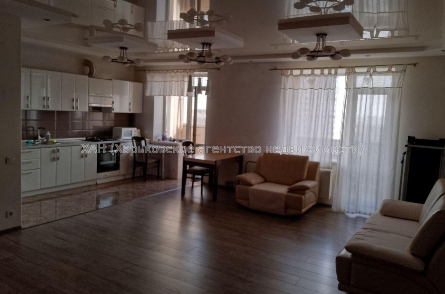 Продам квартиру, Александровский просп. , 1  ком., 71 м², евроремонт 