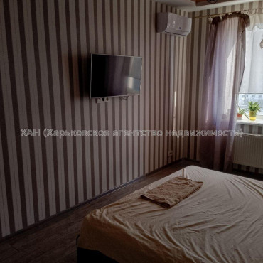 Продам квартиру, Александровский просп. , 1  ком., 71 м², евроремонт 