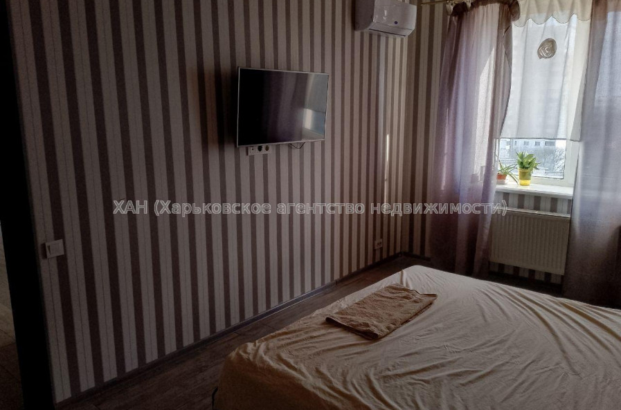Продам квартиру, Александровский просп. , 1  ком., 71 м², евроремонт 