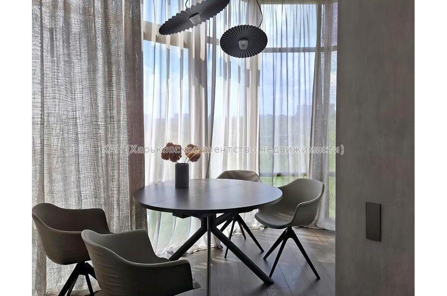 Продам квартиру, Профессорская ул. , 3 кім., 127.10 м², авторский дизайн 