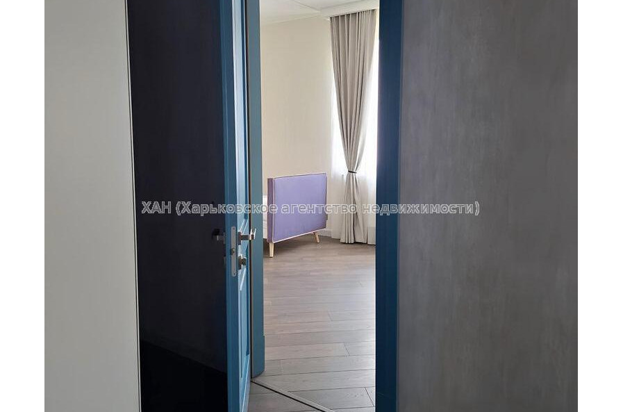 Продам квартиру, Профессорская ул. , 3 кім., 127.10 м², авторский дизайн 